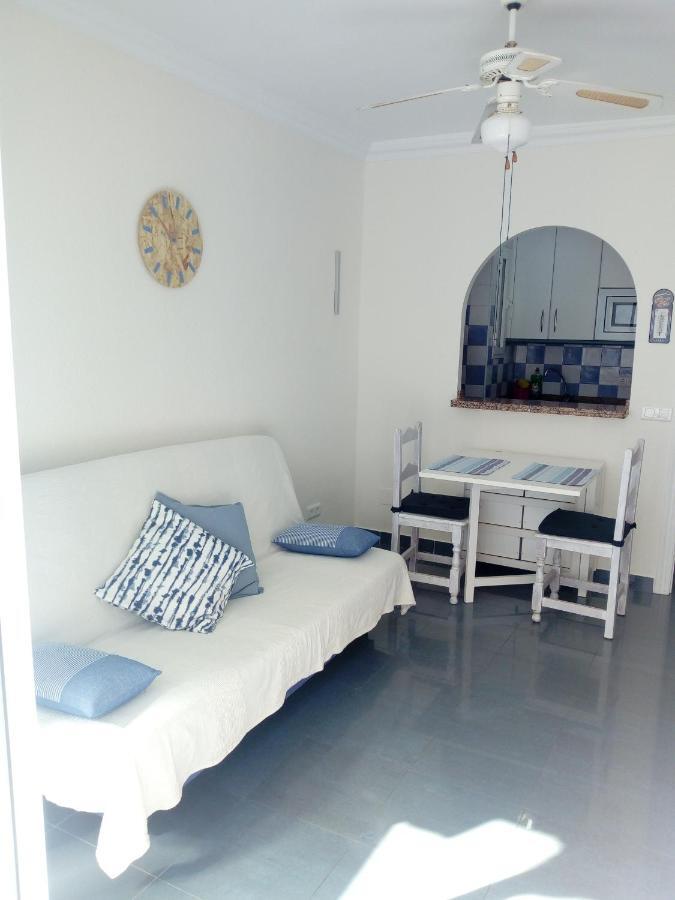 By The Sea Apartment Нерха Екстериор снимка